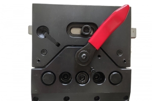 折彎?rùn)C(jī)快夾